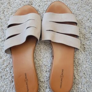 Treasure & Bond Women's Cream Slide Sandals
